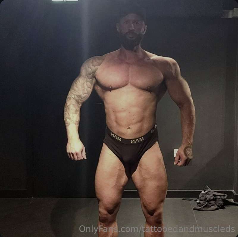 tattooedandmuscleds