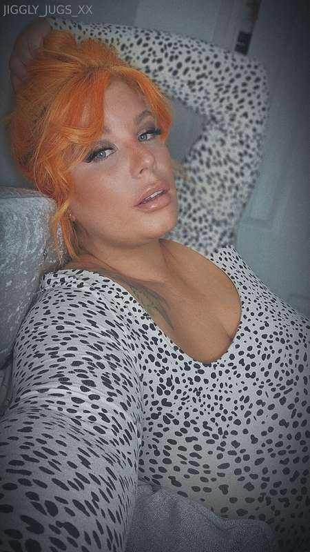 jiggly_jugs_xx