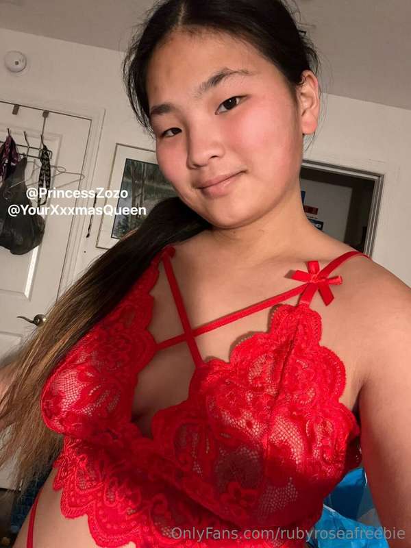 Just being cute and getting ready for Valentines 💘 Are you d..