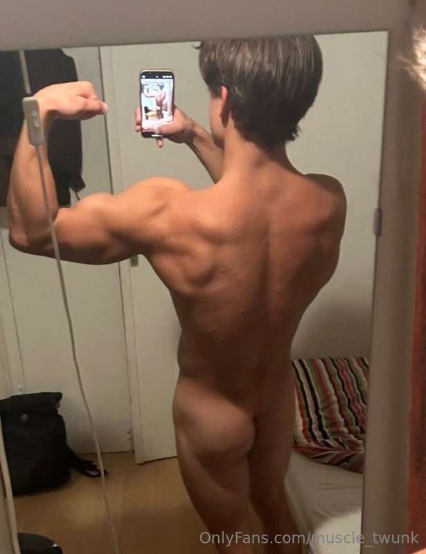 muscle_twunk
