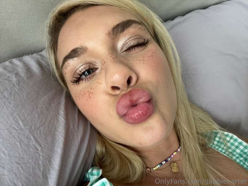 Foto 480 de Gabbie Carter en Tocromo