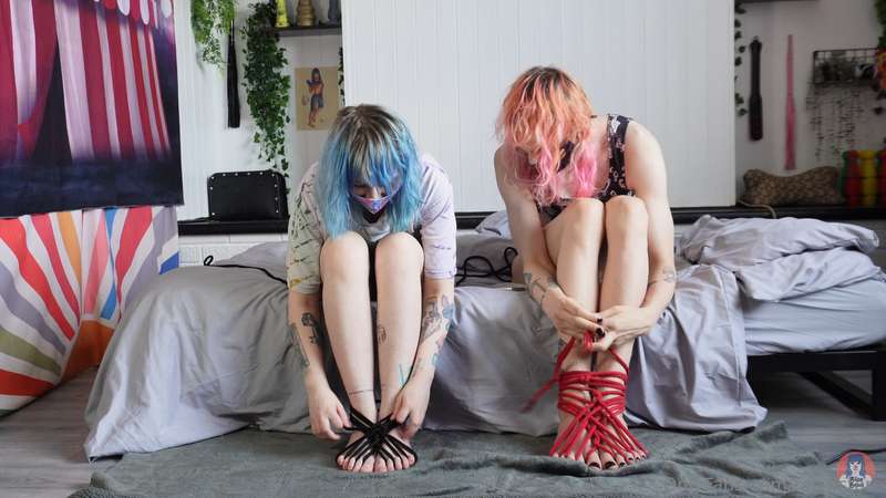 FEET TYING- We tried something new, feet tying! with @omegeg..