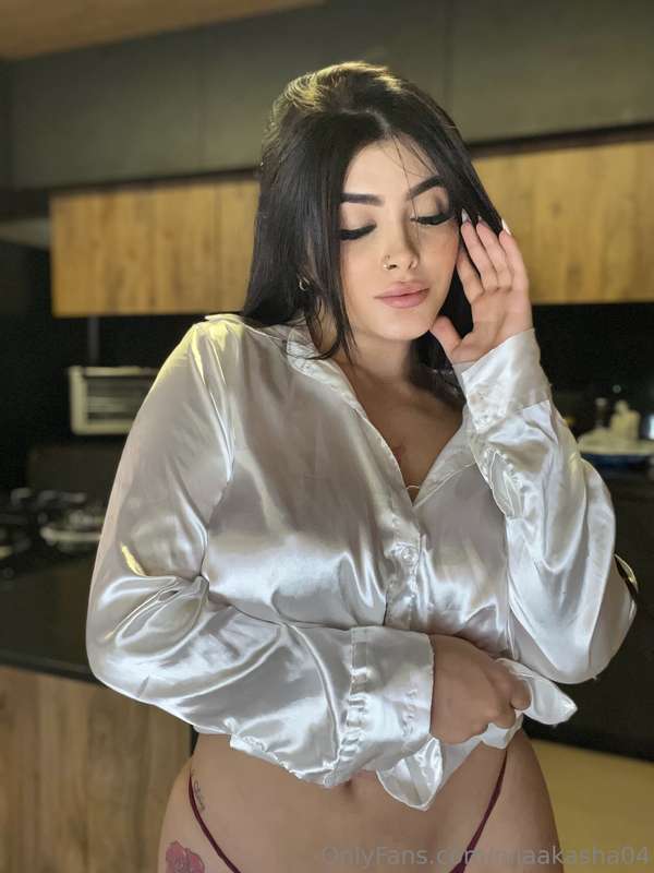 niiaakasha04