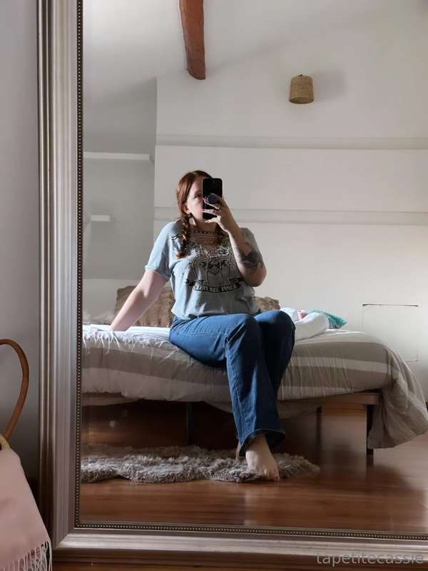 Le lit avant qu'il y ai un pied en moins... À ton avis comme..