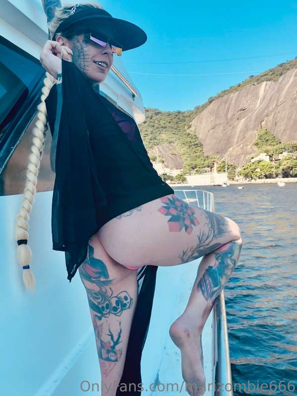 marizombie666 image #4