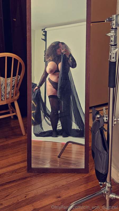 cin_von_quinzel image #3