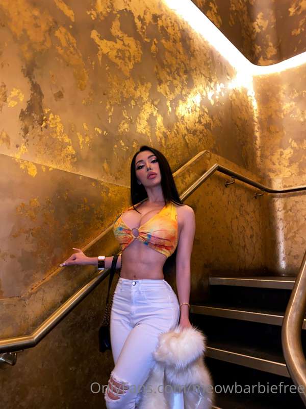 I look better naked 😈 check ur dms to see me be your every f..