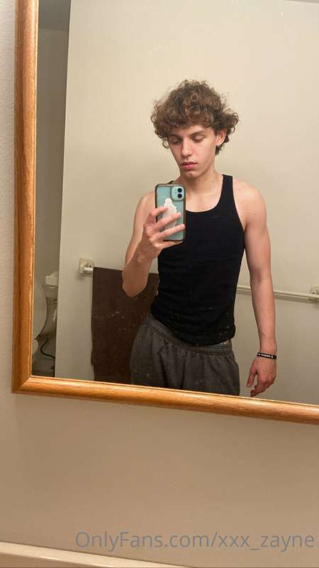 xxx_zayne
