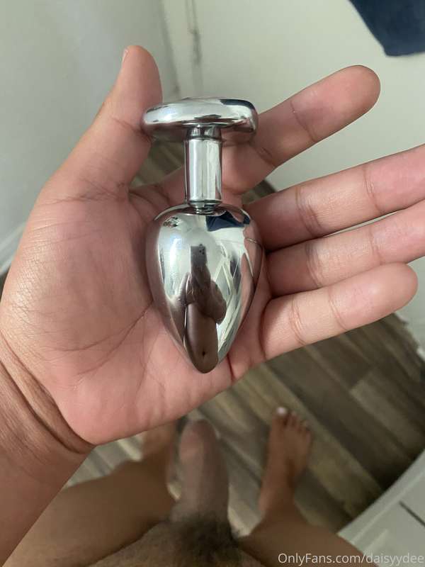 Swipe right to see this in me and see the pre cum dripping f..
