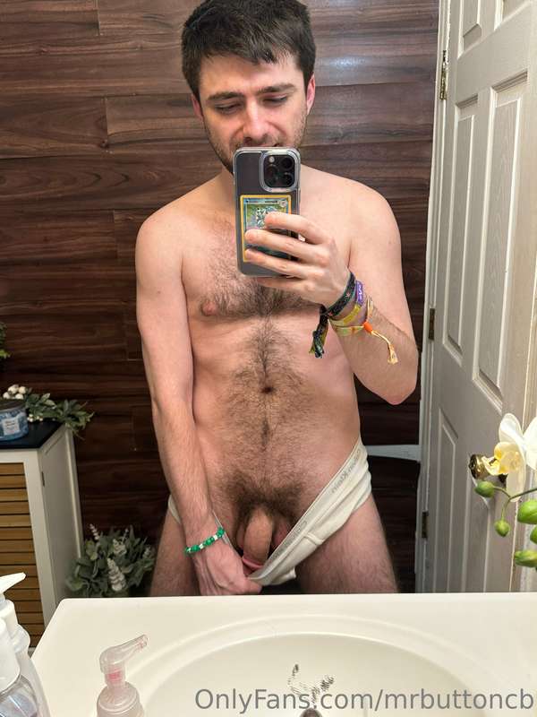 mrbuttoncb image #0