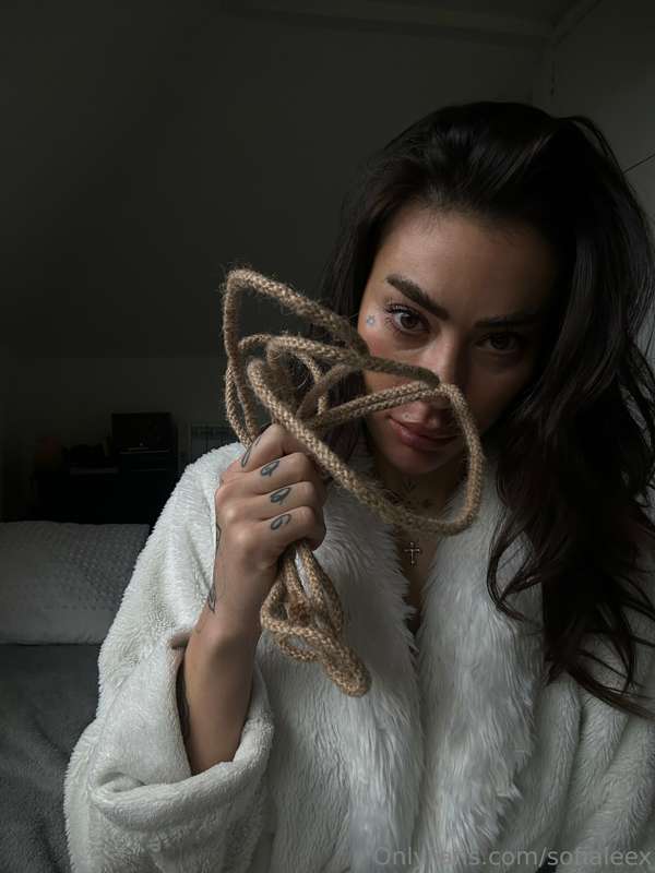 How would you tie me up baby?