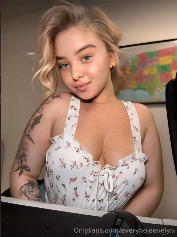everyholeevelyn