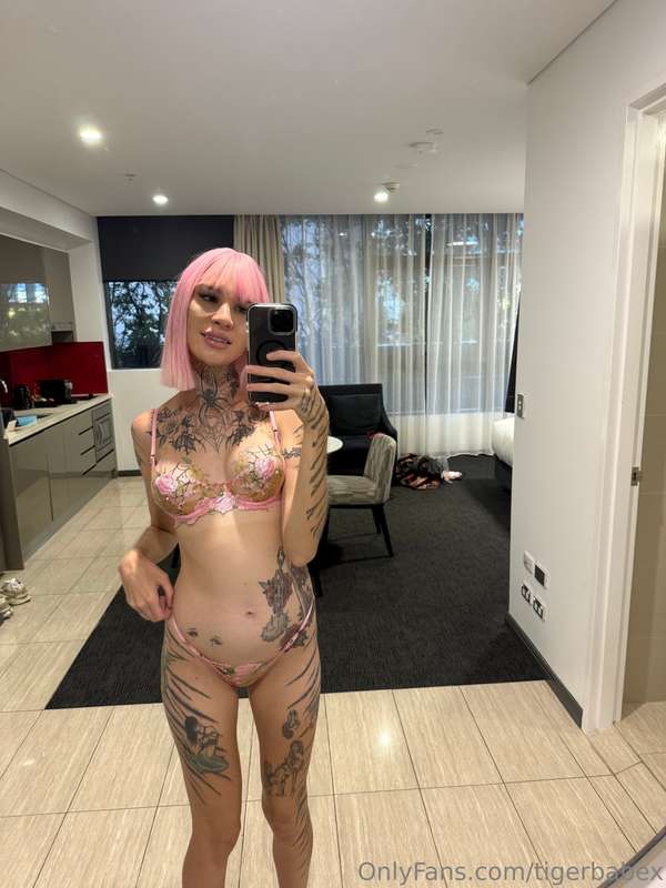 Swipe Right and bend me over 🤭