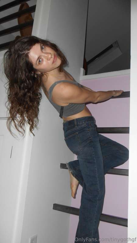 tinygothgf