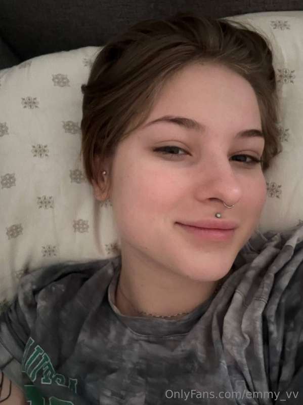 emmy_vv