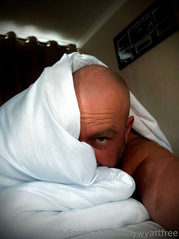 Cuddles anyone? 😜
