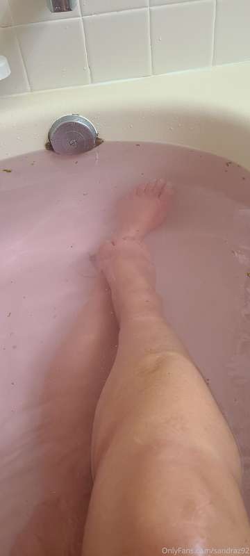 Bath time😘💧❤