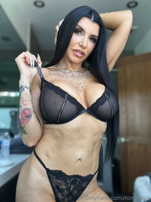 TITTY TUESDAY ✨