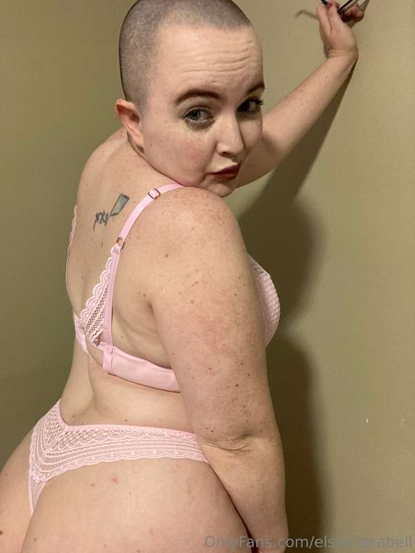 New video on @elsievip More new content coming!New shave ava..