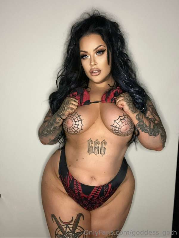 goddess_goth
