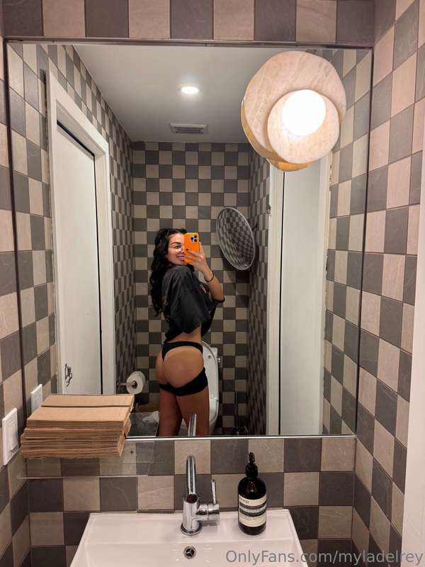 Can’t stop teasing… hope you can handle it 😉