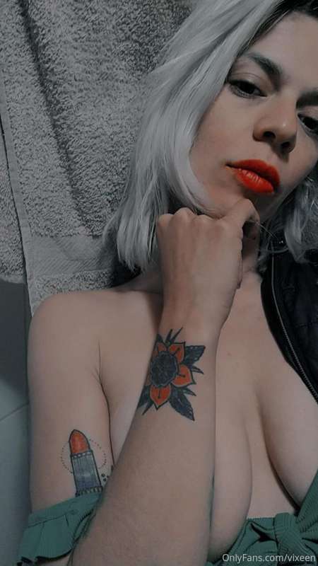 Hey baby i am your @harleyamy am here for complace you 😈FREE..