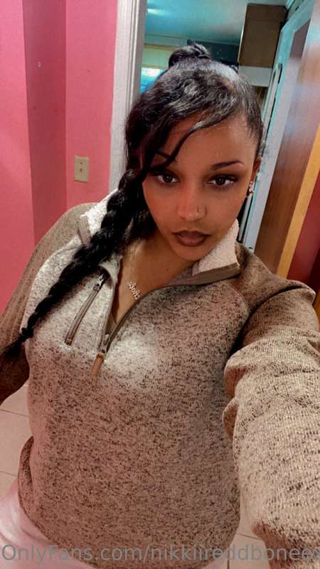 nikkiireddboneexx