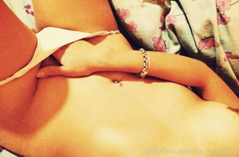 You make me very horny 🔥