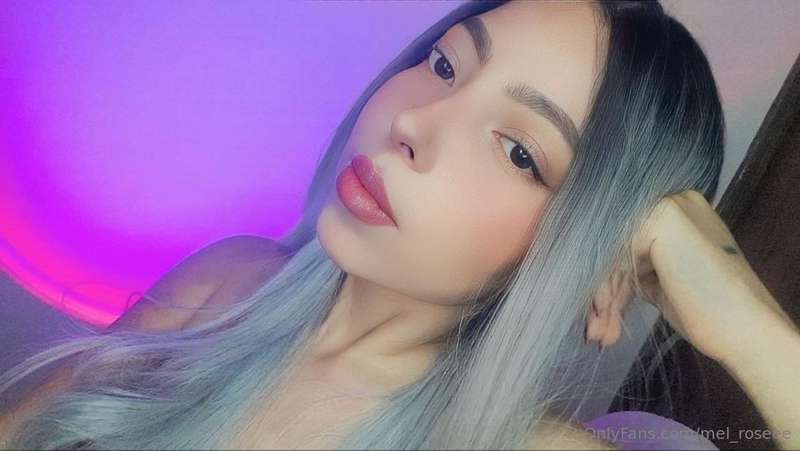 mel_roseee
