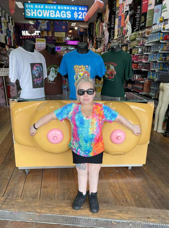 mini_babe image #0