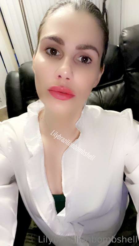 lilybrazilianbombshell