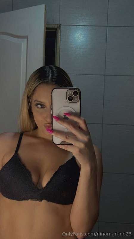 ninamartine23