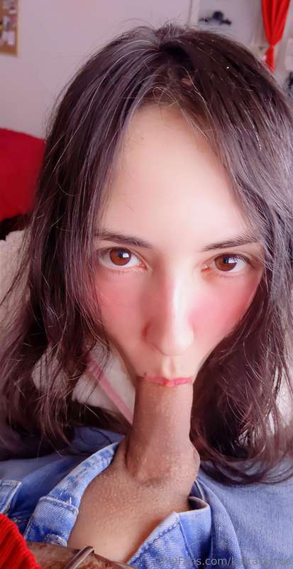 soy muy facil de hacer feliz!!! ajaja quieren el videito??