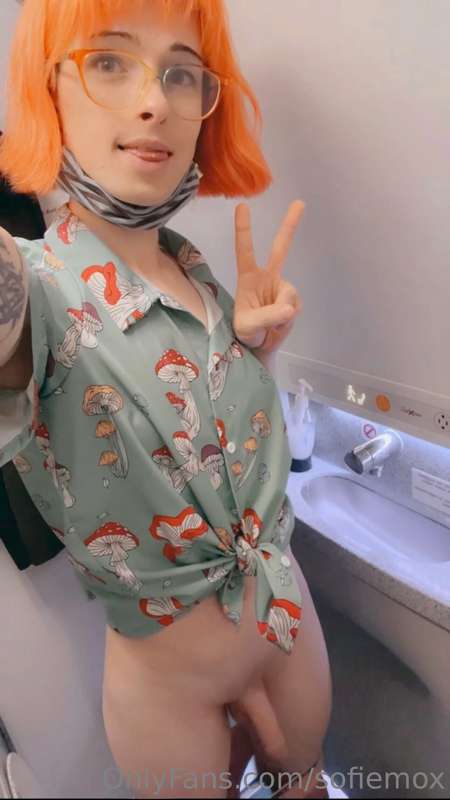 sofiemox