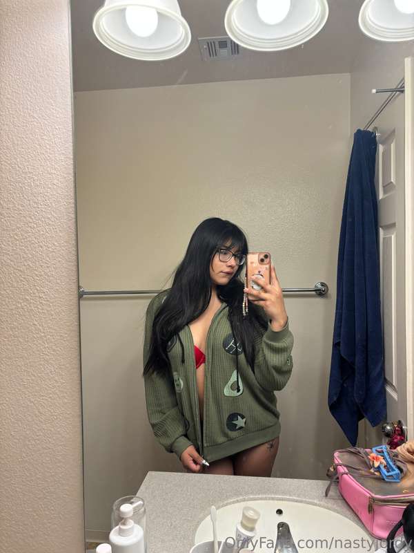 Hi sweetie 💋
