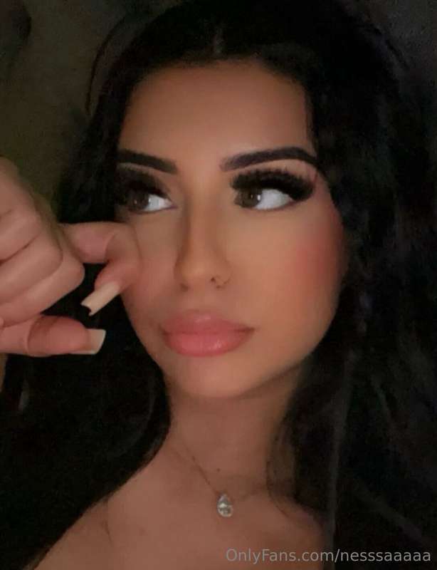 juicy lips 😻