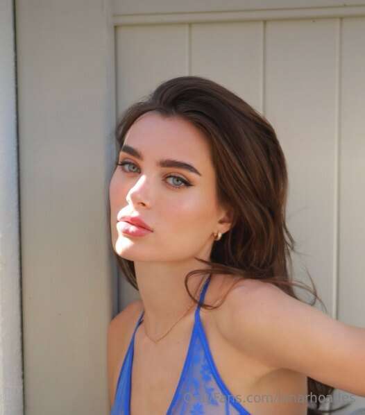 Foto 198 de Lana Rhoades en Tocromo