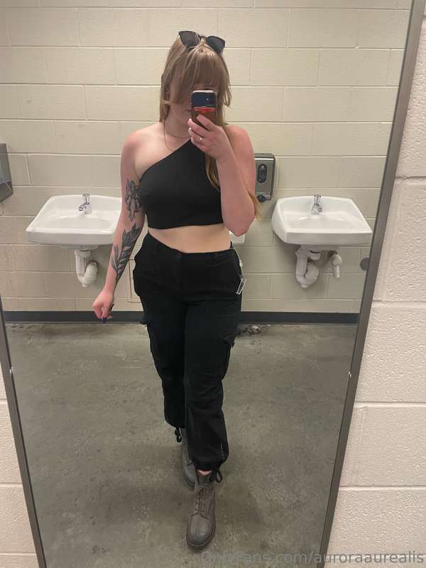a simple fit, but i felt very cute at a local baseball game ..