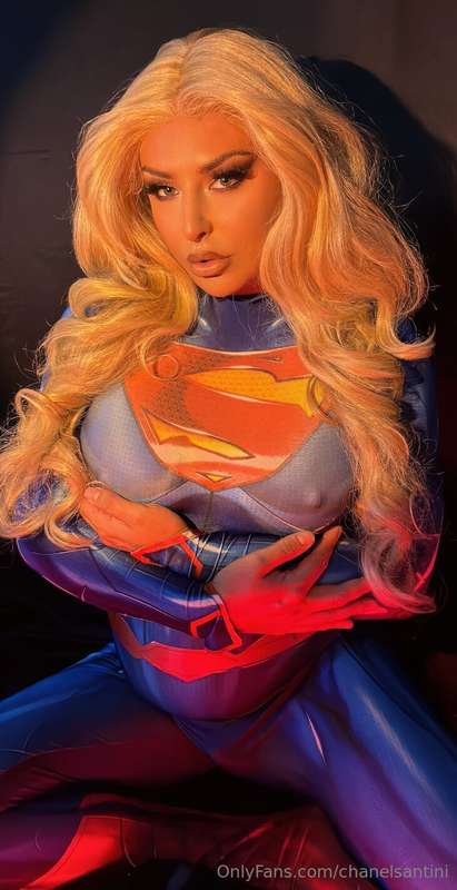 I loooove spooky season 👻 and this week is all about superhe..
