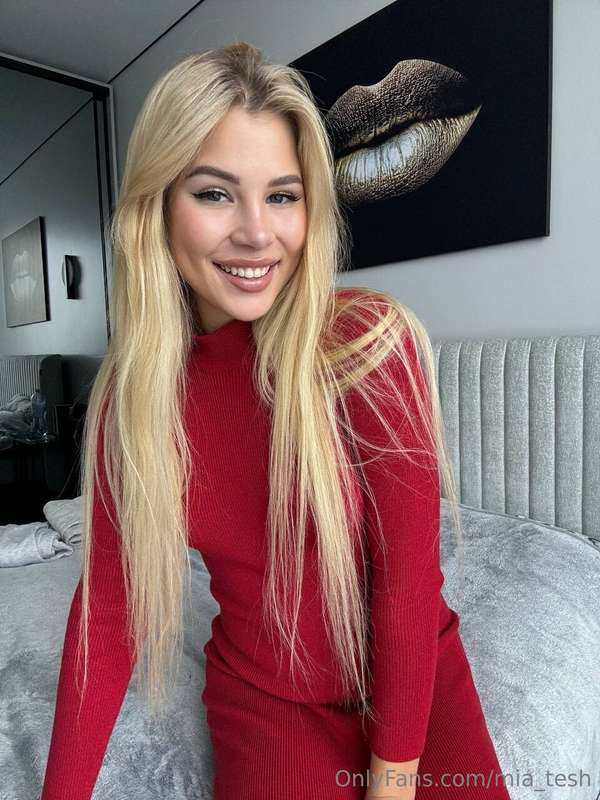 mia_tesh