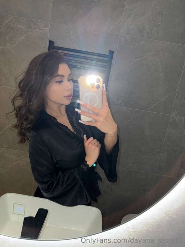 dayana_secret1