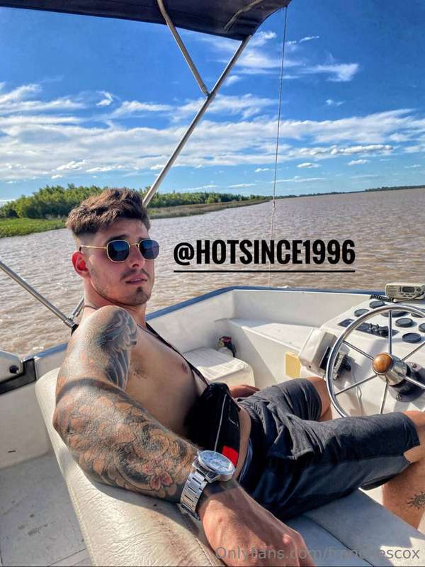 🍼𝐹𝑅𝐸𝐸 𝑃𝐴𝐺𝐸 🍼𝐹𝑅𝐸𝐸 𝑃𝐴𝐺E🍼@hotsince1996 @hotsince1996𝔸𝕣𝕖 𝕪𝕠𝕦 𝕣𝕖𝕒..