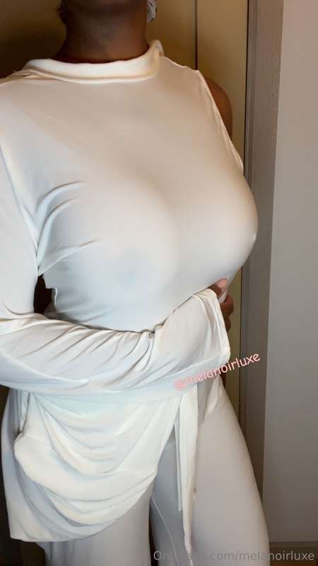 Feeling sexy with no bra and no panties…..Won’t you take me ..