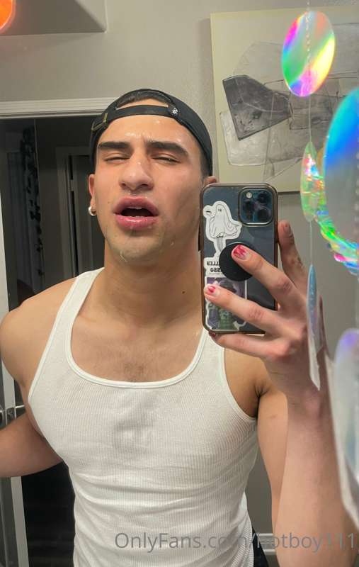 hotboy111