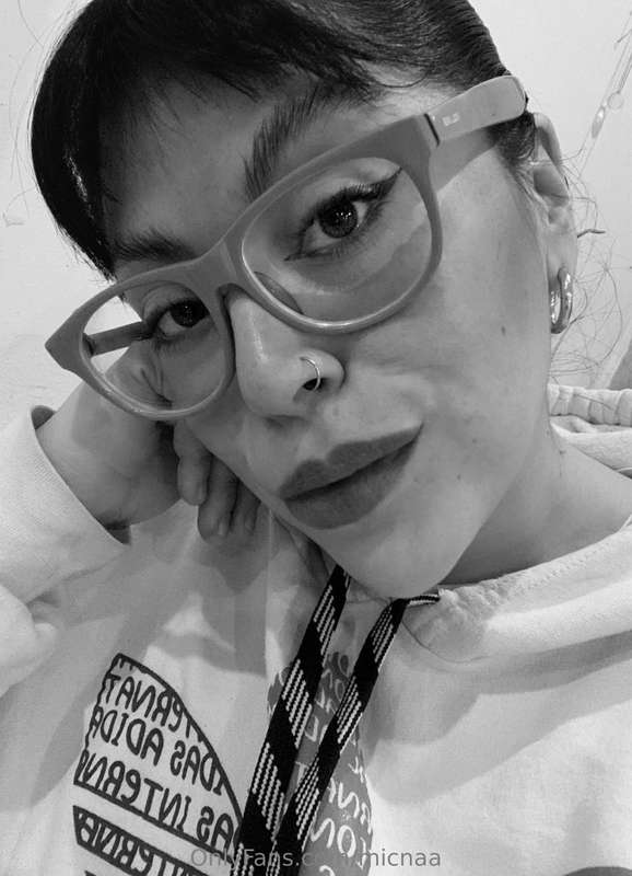 I want to fuck you and make you run with just a look 🍭💋