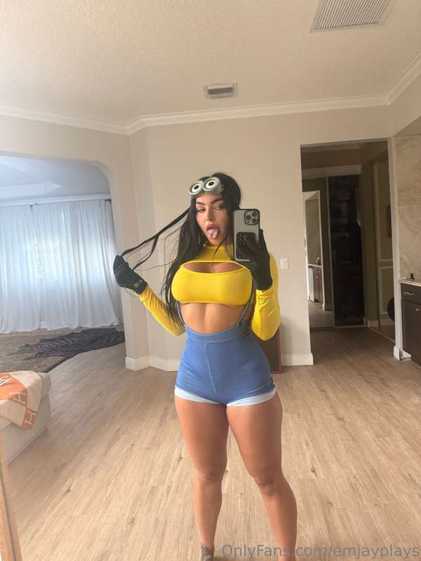 i wanna do another cosplay soon! any ideas?