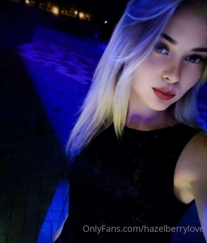 FREE FREE @a_tendergirl_vialeti ✨ 
SEXTING 📲  
FETISH 👣  
CO..