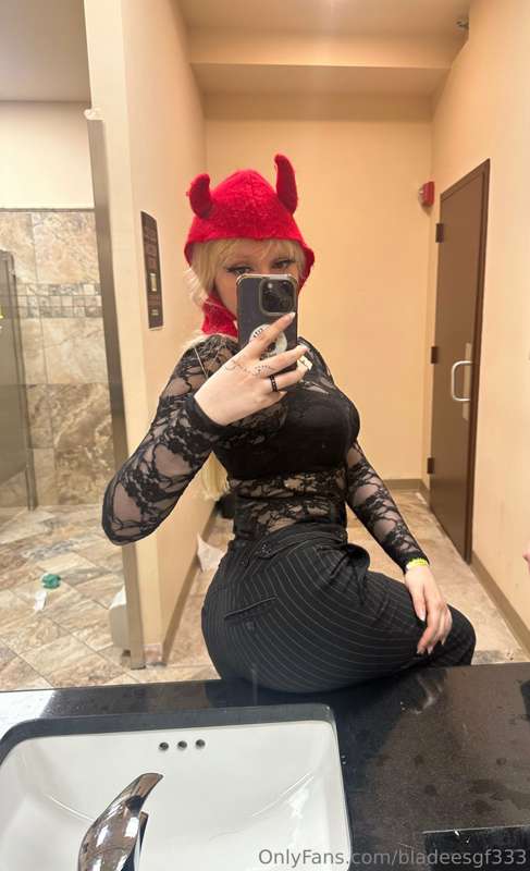 😈😈😈