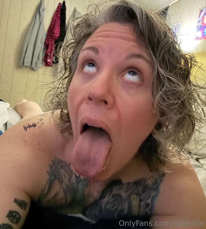 bjdeville image #0