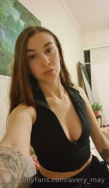 Bedroom Selfie	🫦